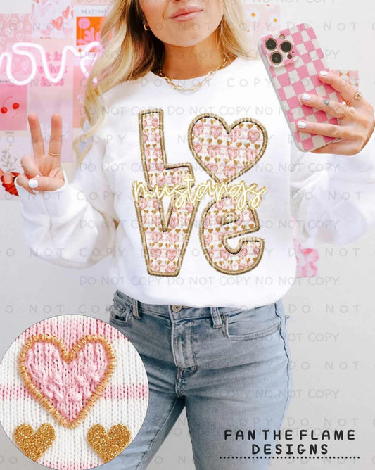 Love Teams tee/sweatshirt