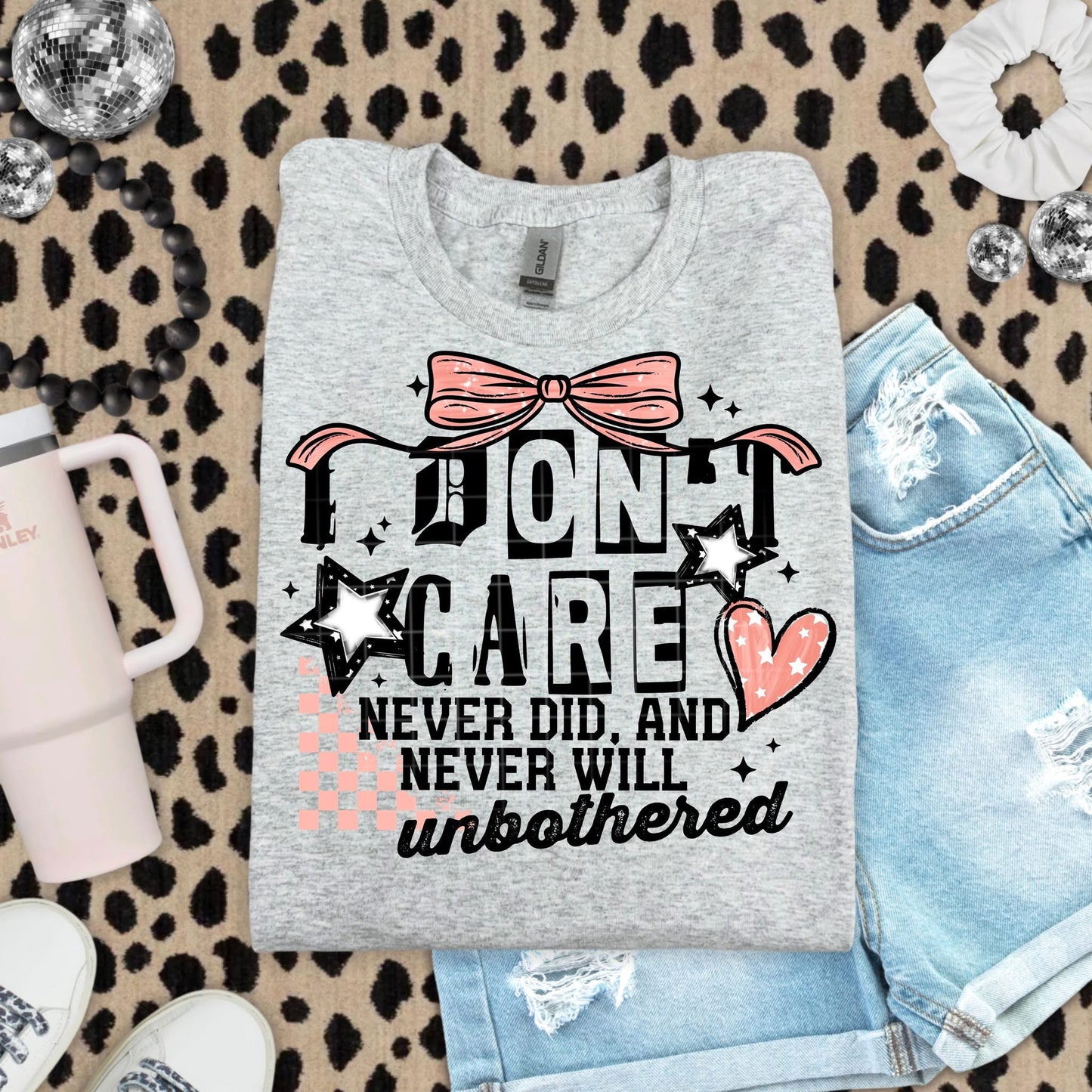 I don't care never did and never will Pink bow Tee/Sweatshirt