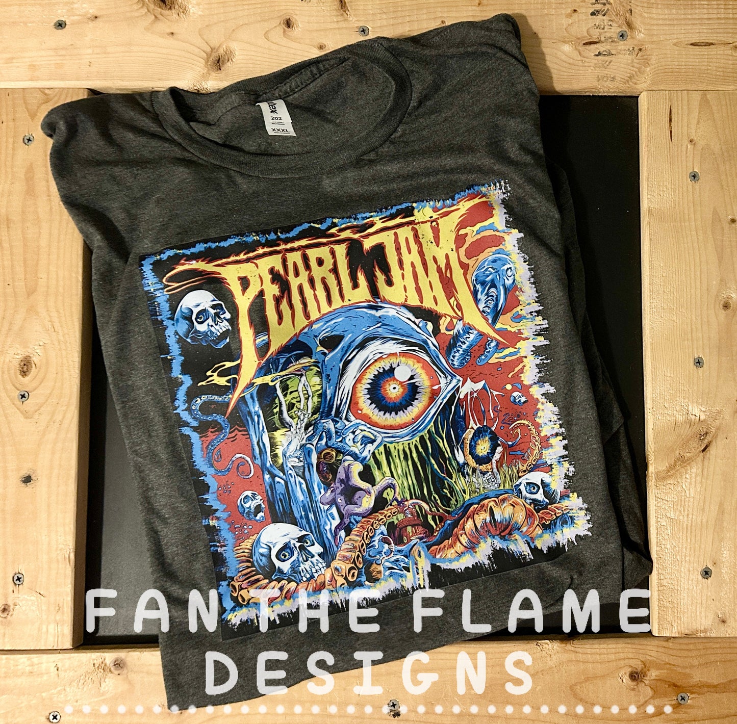 Pearl Jam tee/sweatshirt