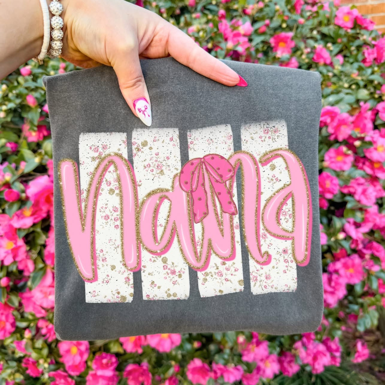 Floral Distressed Stripes Names with Glitter & Bow Coquette
