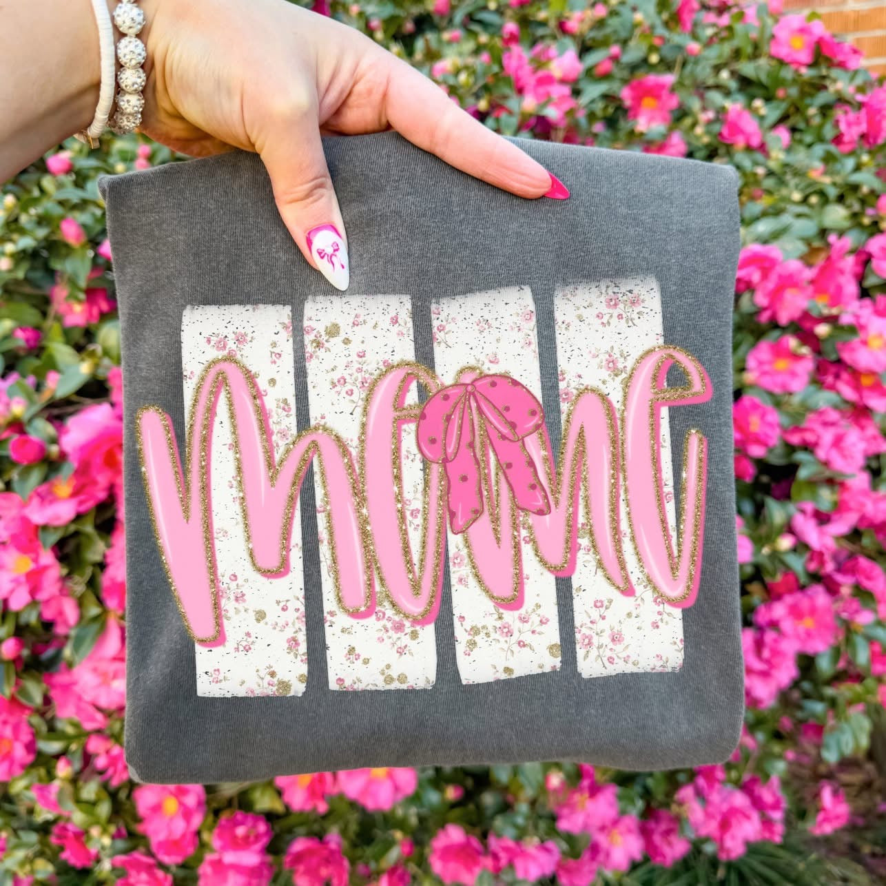 Floral Distressed Stripes Names with Glitter & Bow Coquette