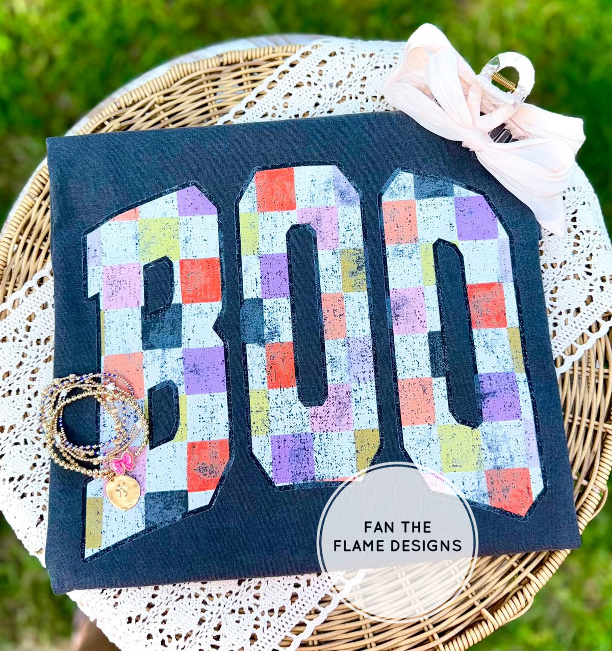 Boo Checker Distressed