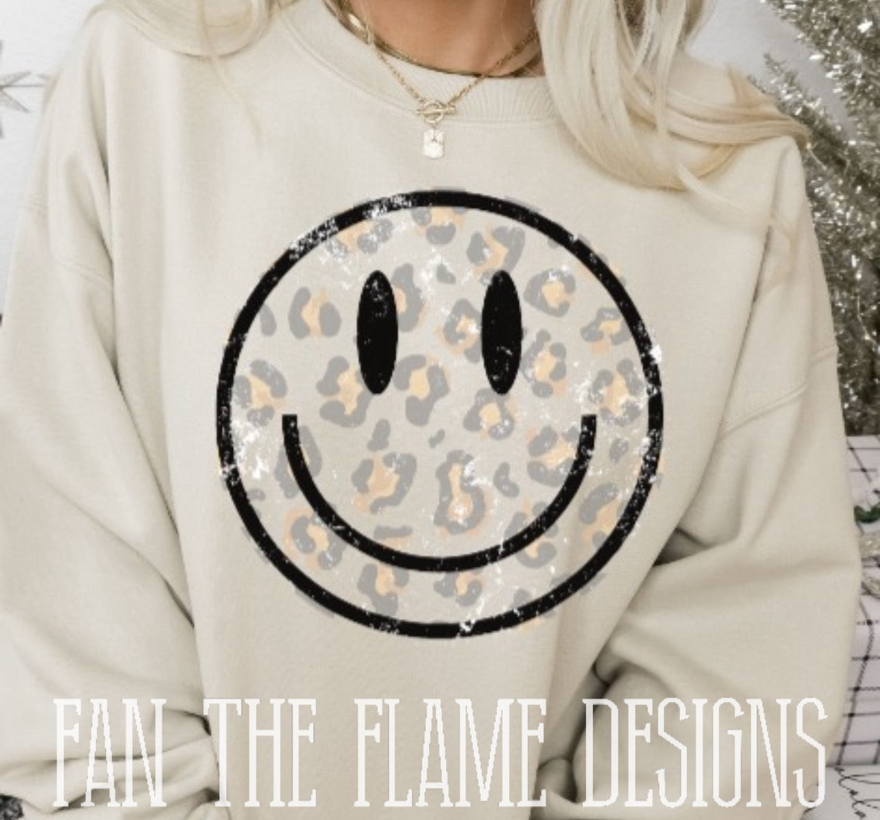 Light Leopard Smiley tee/sweatshirt