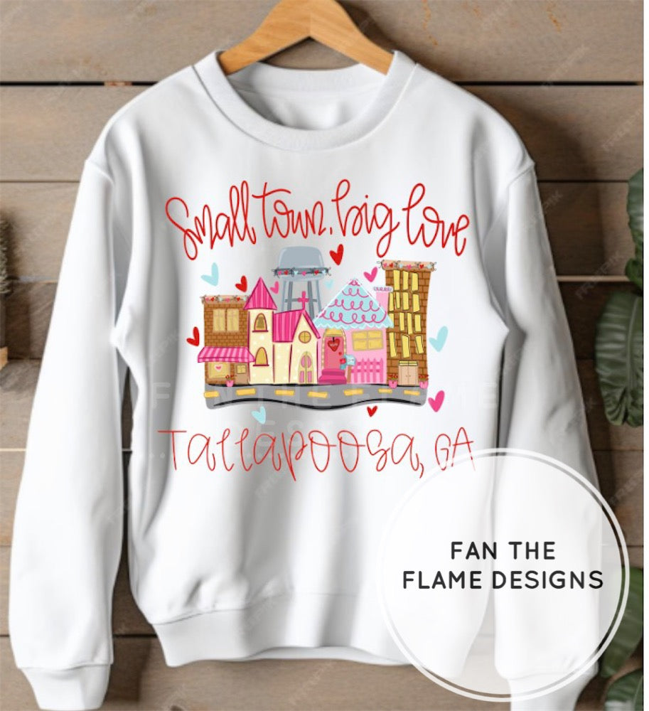 Small Town, Big Love Short/Long/Sweatshirt