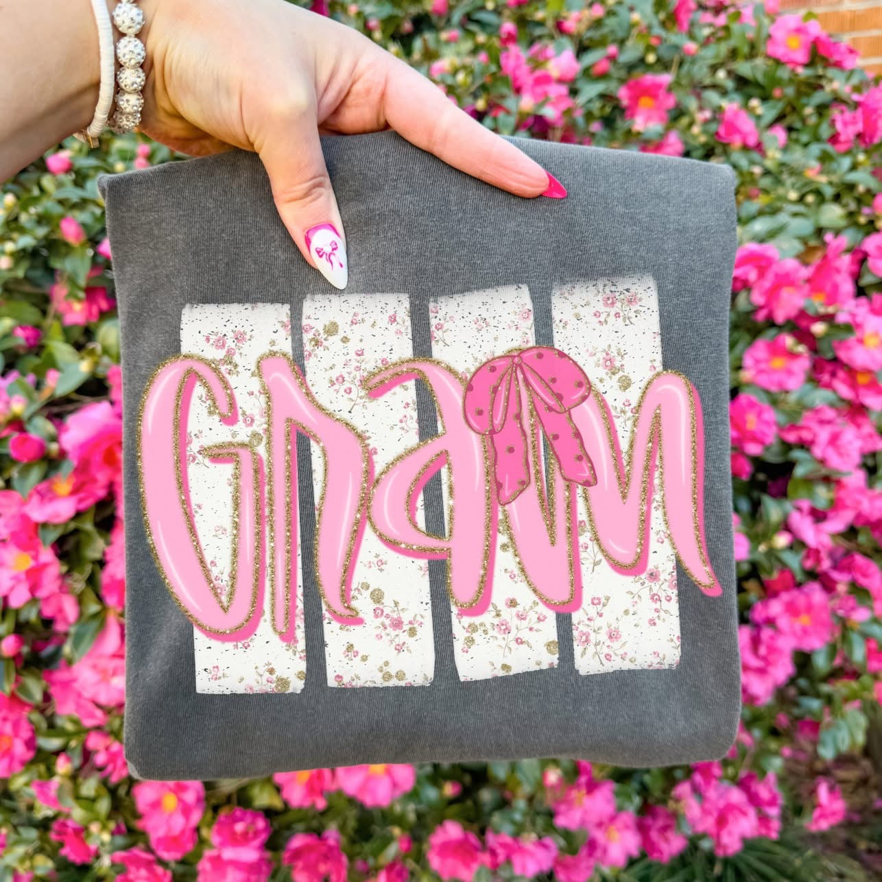 Floral Distressed Stripes Names with Glitter & Bow Coquette