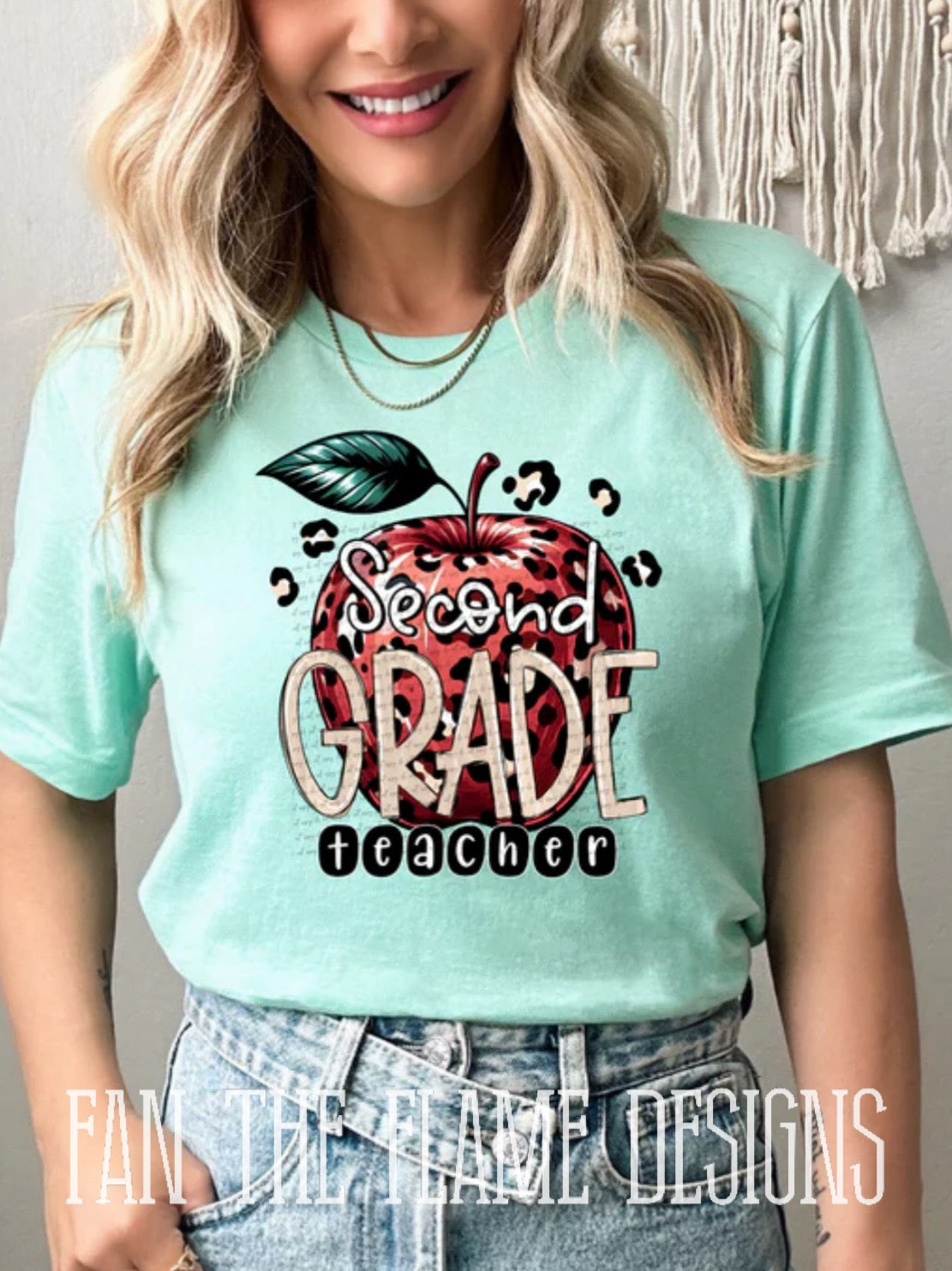 Teacher Grade Level Apple tee/sweatshirt