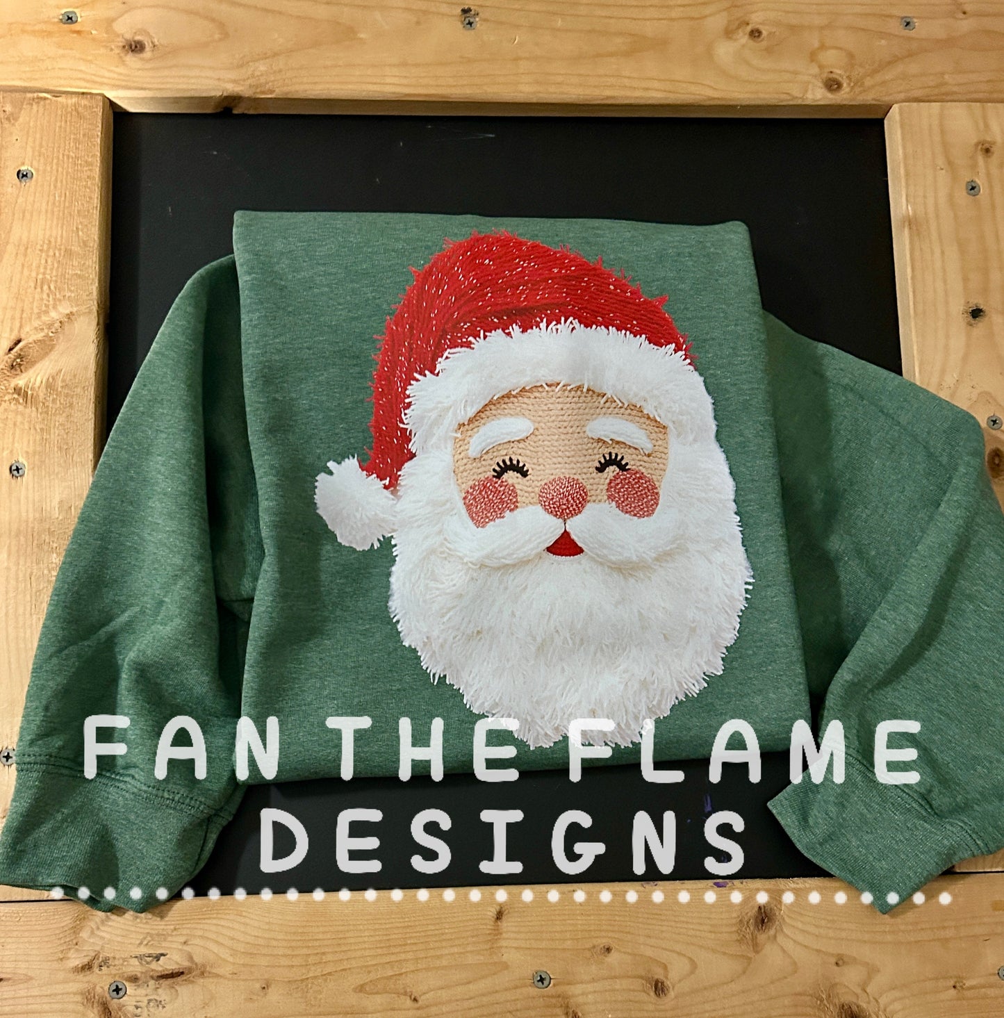 Santa realistic yarn Tee/Sweatshirt