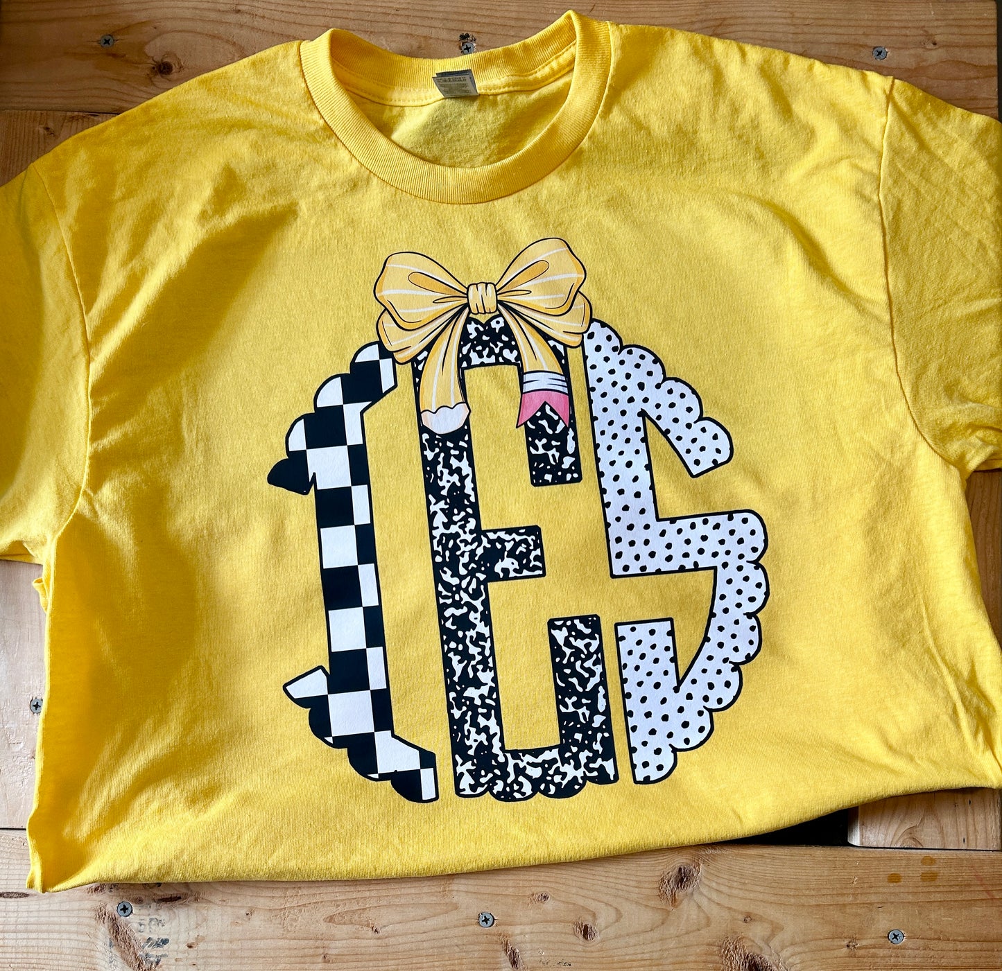 Checkered Composition Monogram with pencil bow tee/sweatshirt