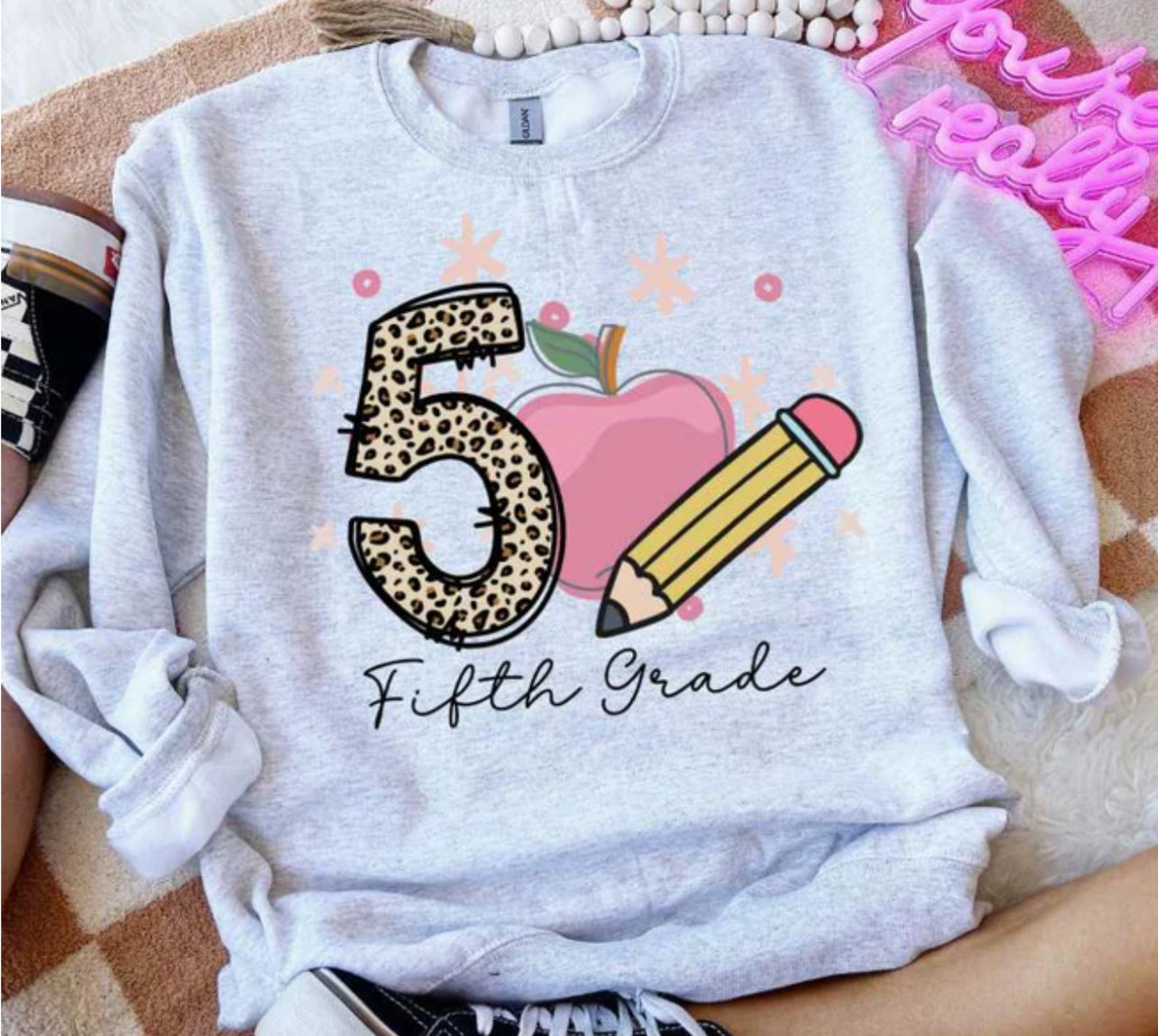 Teacher leopard apple pencil tee/sweatshirt