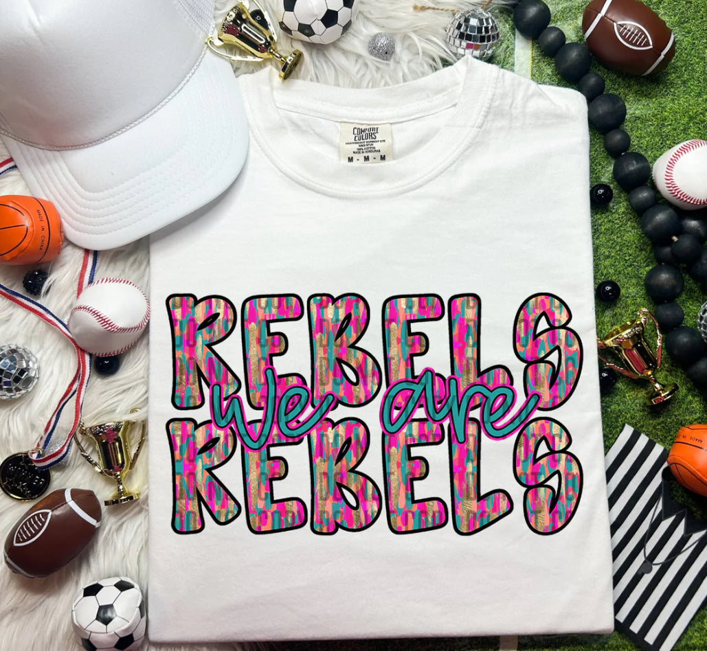 We Are Rebels Brushstroke tee/sweatshirt