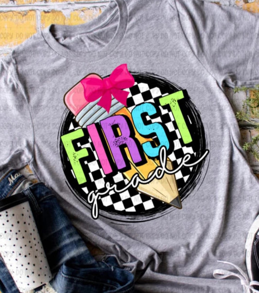 First grade retro circle Tee/Sweatshirt