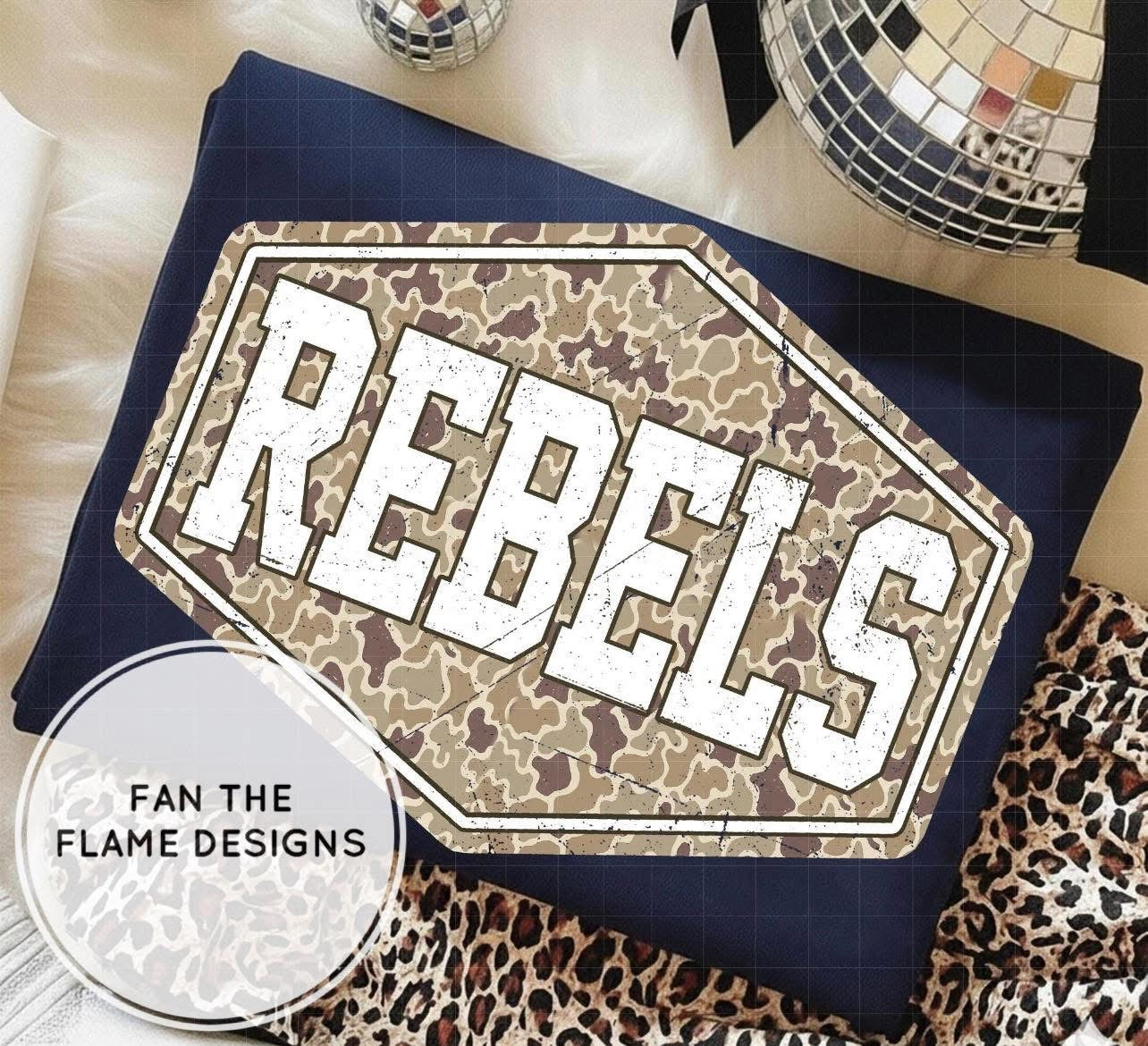 Rebels Camo Background Short/Long/Sweatshirt