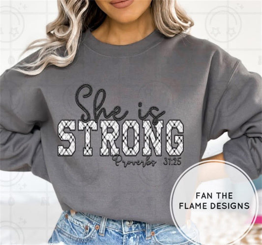 She is Strong Short/Long/Sweatshirt