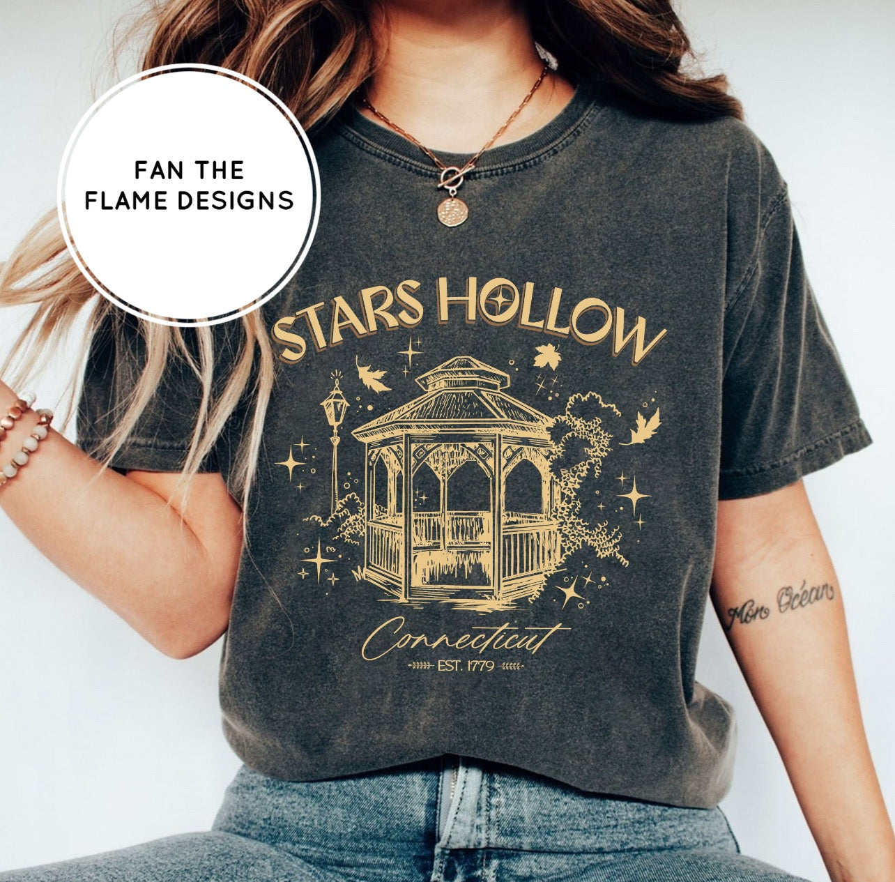 Stars Hallow Tee/Sweatshirt