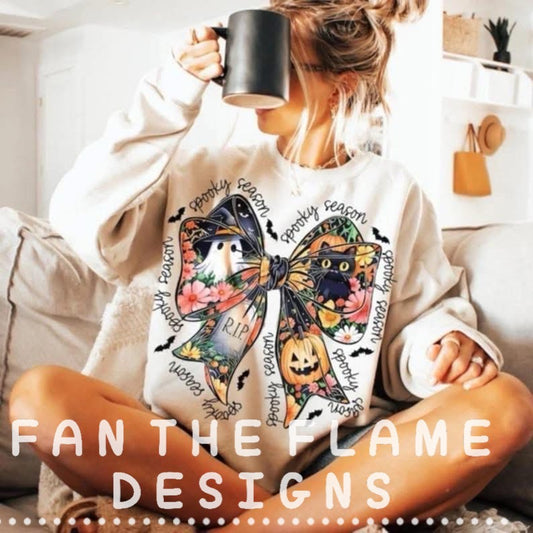 Spooky season Halloween bow Tee/Sweatshirt