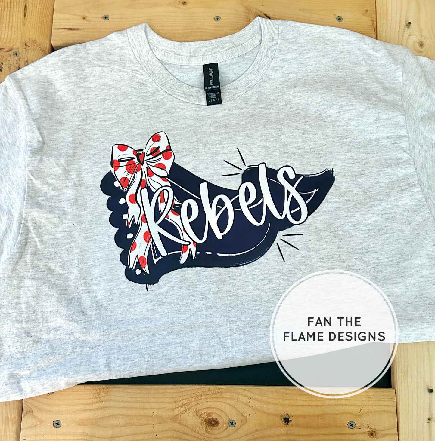 Rebels Pennant and Bow