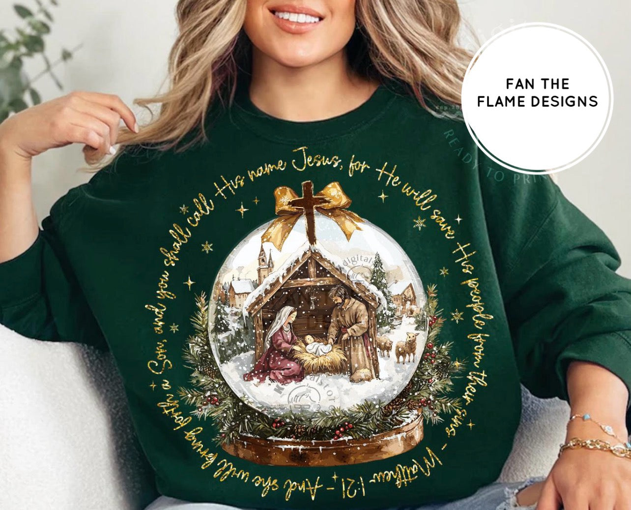 Vintage Christmas Night Globe Tee/Sweatshirt