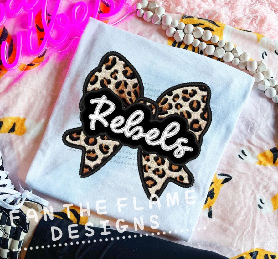 Rebels Faux Embroidery Bow tee/sweatshirt