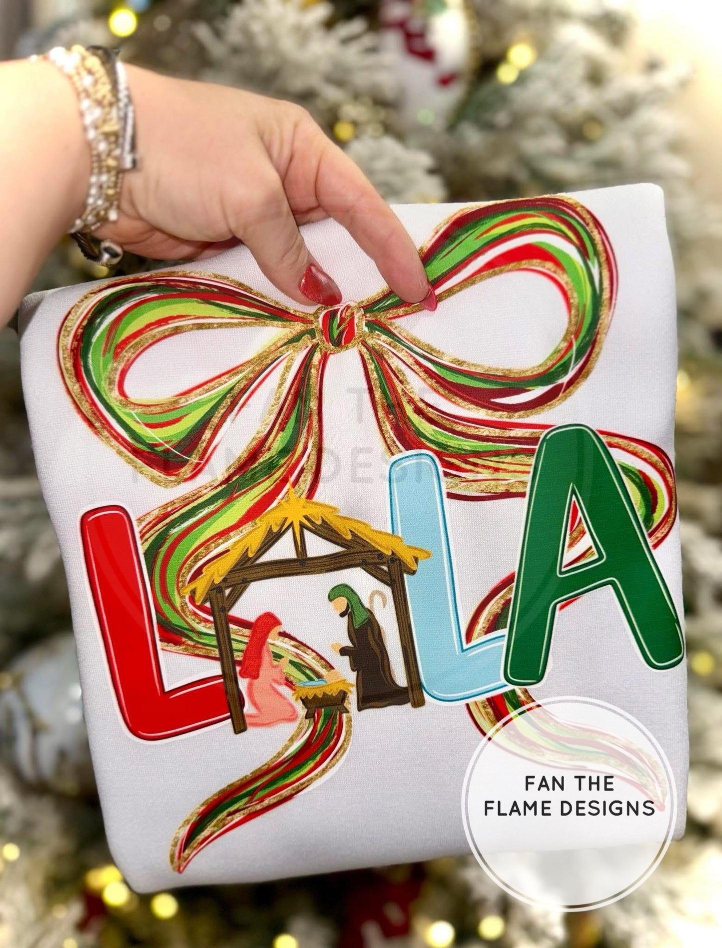 Personalized Girl Nativity with Bow Name Short/Long/Sweatshirt