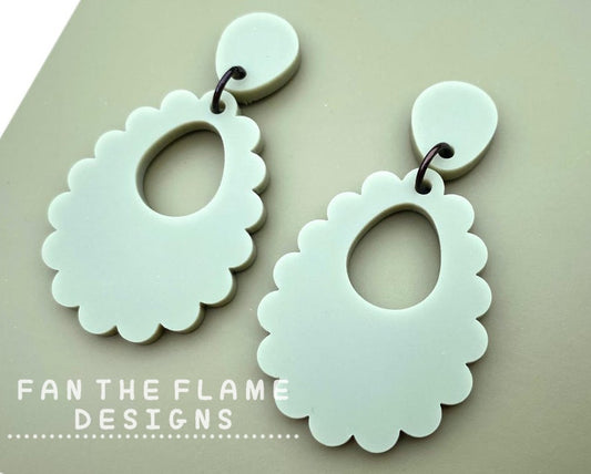 Scallop Dangle Earrings