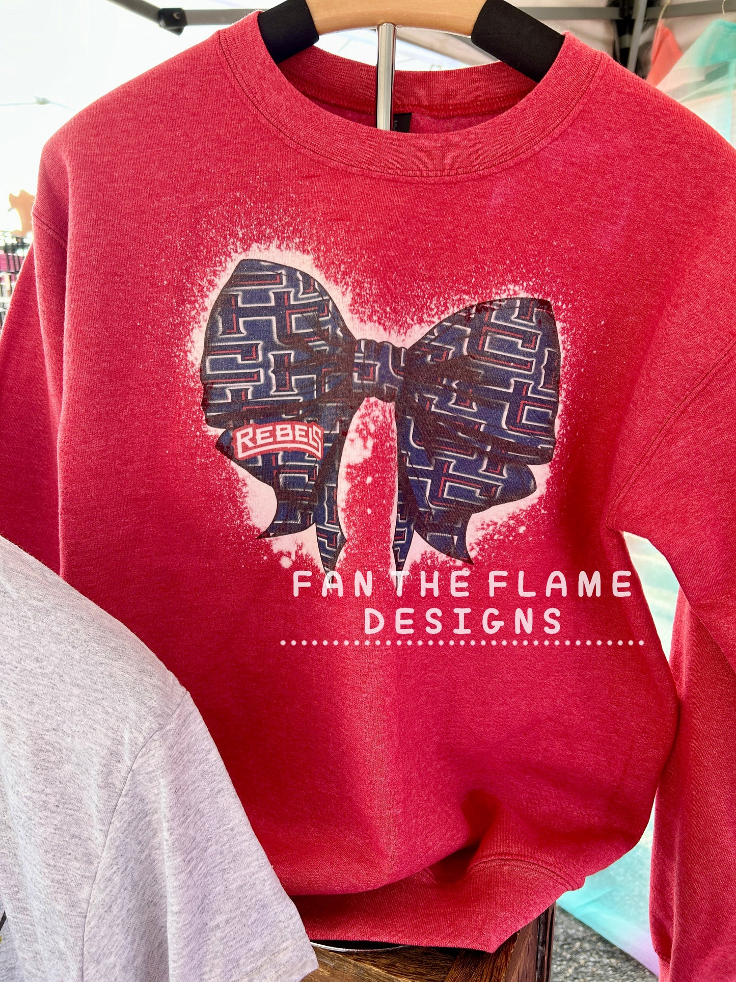 HC Rebel Bow tee/sweatshirt